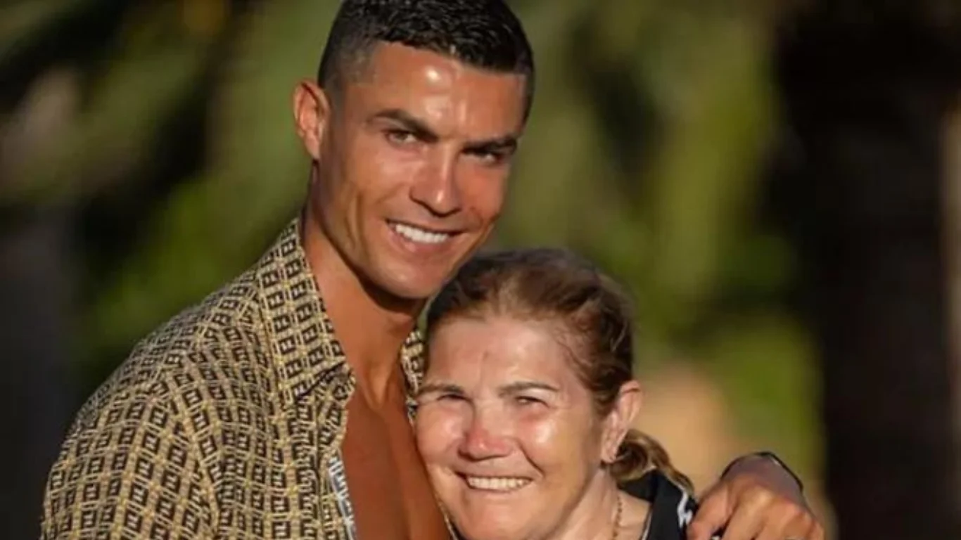 Cristiano Ronaldo’s Mother Once Claimed That She Was Thinking Of Having An Abortion While Pregnant With Cristiano Ronaldo